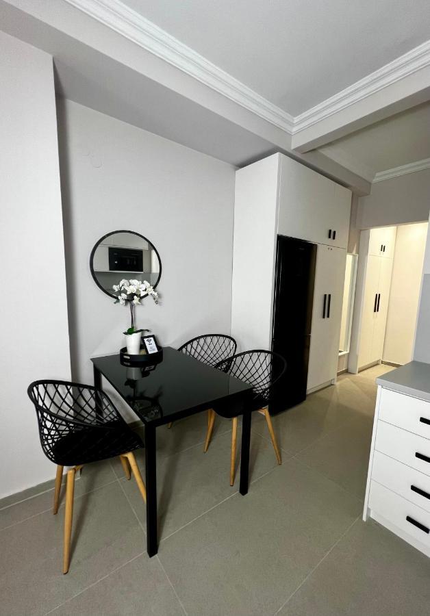 Agia Sofia Noir Apartment 塞萨洛尼基 外观 照片